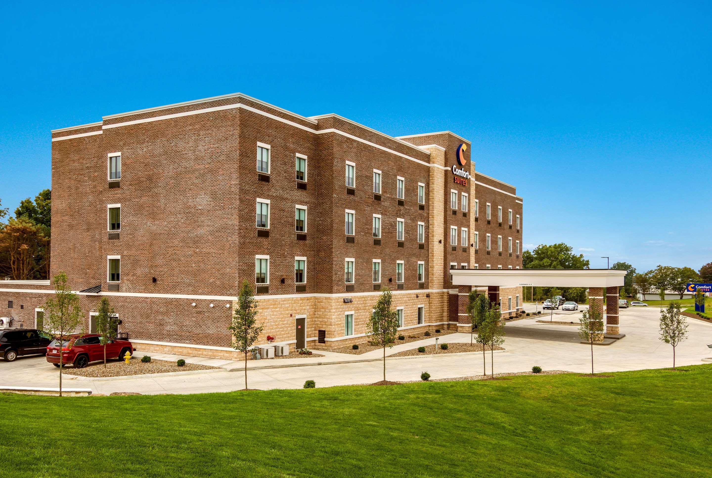 Comfort Suites Wooster Near University Campus Экстерьер фото